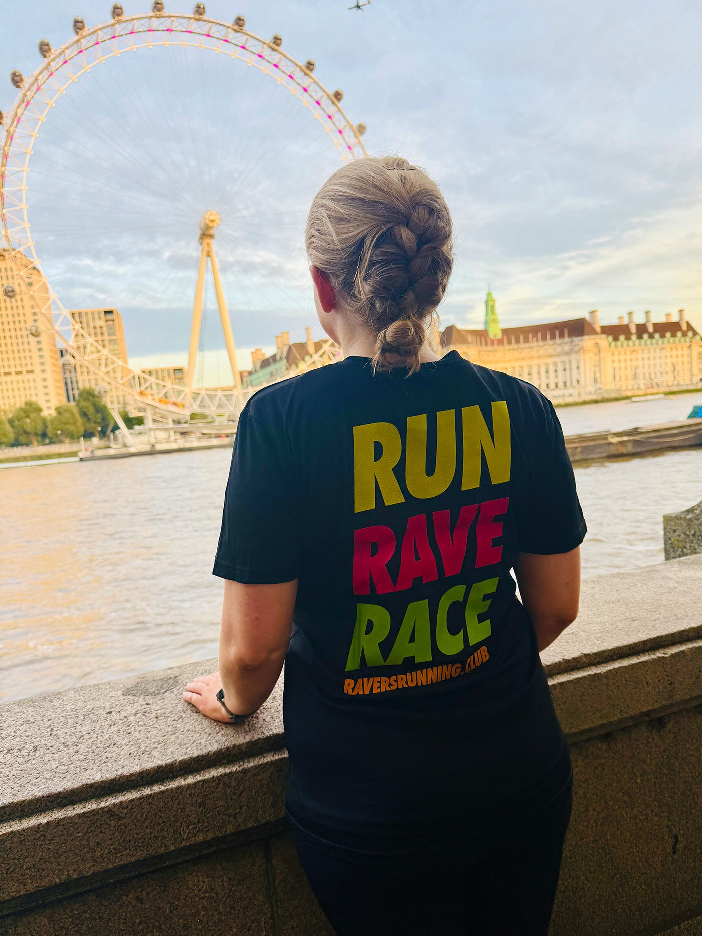 Black Run Rave Race Sports T Shirt (Unisex)